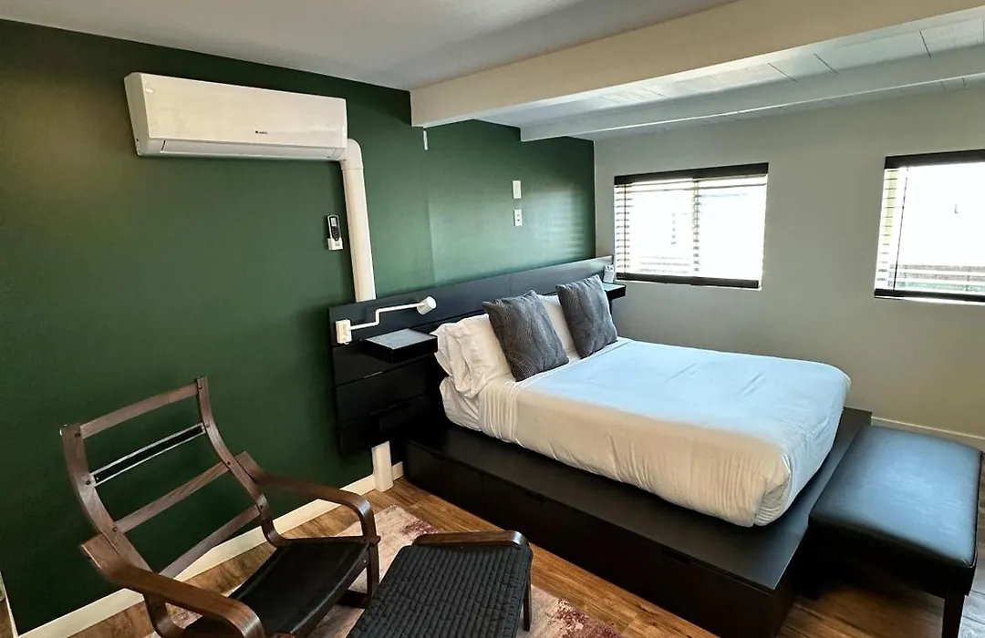 Special Studio In Center Of San Diego-1