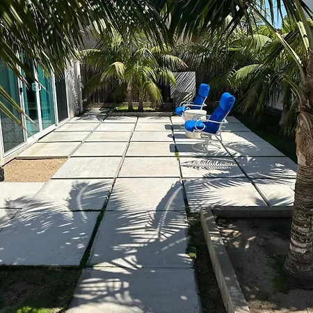 Tropical Oasis On The Water Crown Point-3