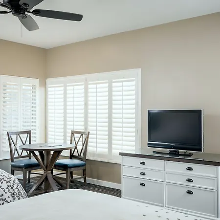 Pacific Shores Inn-2